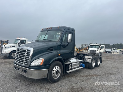 2015 Freightliner Cascadia 113 6x4 Tracteur Routier