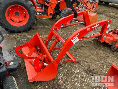 Kubota LA344 Front Loader Attachment (Inoperable)