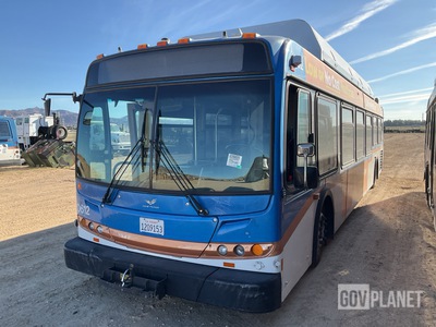 2006 New Flyer C40LFR Transit Bus