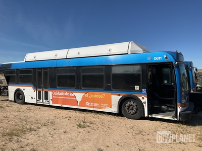 2006 New Flyer Transit Bus