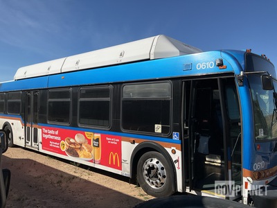 2006 New Flyer Transit Bus