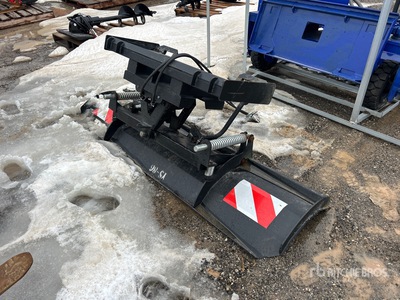 Bobcat 86 in Snow Pusher