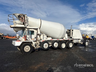2001 Oshkosh S Series 12x6 Front Discharge Mixer Truck