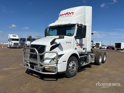 2020 Volvo VNR 6x4 T/A Day Cab Truck Tractor