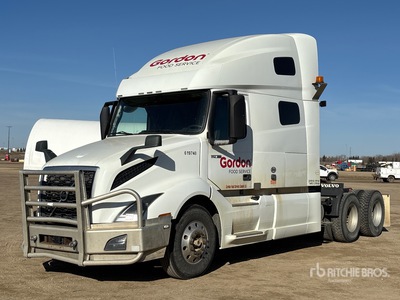 2020 Volvo VNL 6x4 T/A Sleeper Truck Tractor
