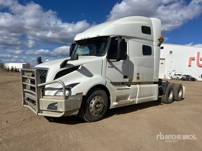 2020 Volvo VNL 6x4 Tracteur routier couchette
