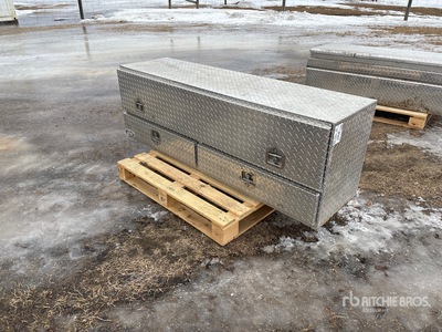 Aluminum , 72 in Long Caja de herramientas