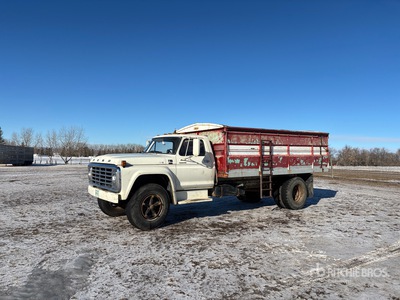 1979 Ford F700 Custom Can 4x2 Grain Truck