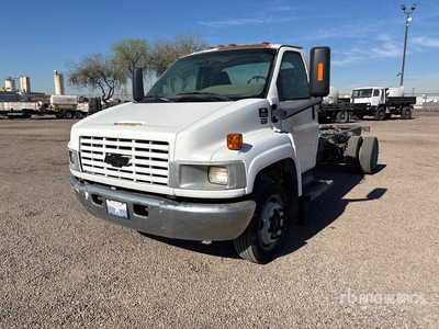 2004 Chevrolet C4500 4x2 Cab and Chassis