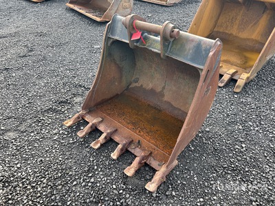 36 in Digging エクスカベーター用バケット - Fits Cat 416/442
