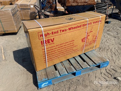 2026 IREV-GRAY Electric Scooter (Unused)