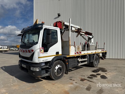 2017 HEP Grue Foreuse on 2017 Iveco Eurocargo 120-250 4x2 Camion Porte Poteaux Camion pelle