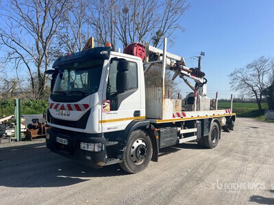2017 Iveco Eurocargo 120-250 4x2 Camion Porte Poteaux Digger Derrick Truck