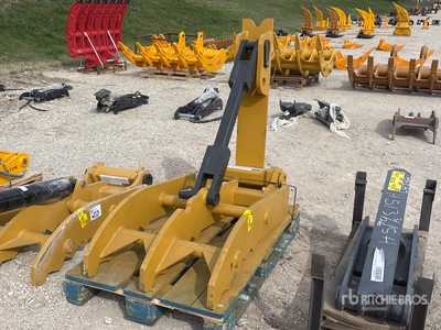 Gentec MT2650 25 in Heavy Duty Universal Excavator Thumb (Unused)