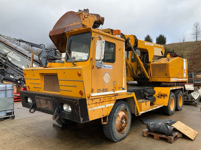 Koehring Bantam T-644 6x4 Highway Wheeled Excavator (Inoperable)