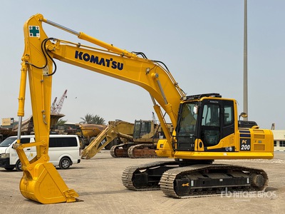 2022 Komatsu PC200-8 Koparka gąsienicowa