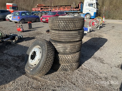 Quantity of (6) 285/70R19.5 Tires