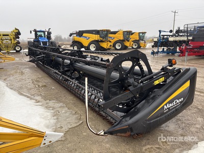 2014 MacDon FD75 35 ft Flex Draper Combine Header