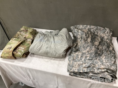 (9) Wet Weather Poncho Liners, (5) Extreme Cold Weather Parkas & Assorted Items