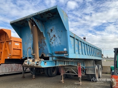 1975 DAF VB21-32 Remorque à benne basculante arrière