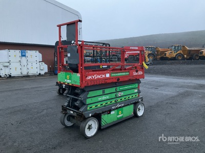 2016 Skyjack SJ326 Electric Scissor Lift
