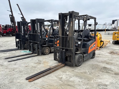 2020 Doosan GC33S-9 5950 lb Cushion Tire Heftruck