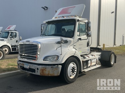 2012 Freightliner M2 112 4x2 S/A Dagcabine Trekker