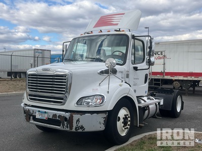2017 Freightliner M2 112 4x2 S/A Dagcabine Trekker