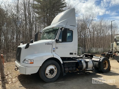 2016 Volvo VNM42T 4x2 S/A Day Cab Truck Tractor (Inoperable)