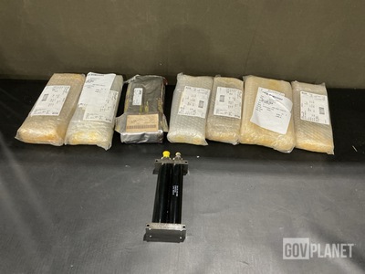 (8) Lark Engineering FHP35-X15-9EE Band Pass Filters