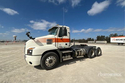 2019 Mack AN62T 6x2 トラックトラクター（T/A）