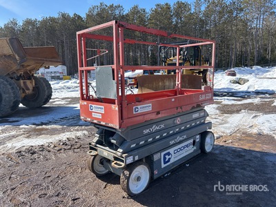 2018 Skyjack SJIII3220 Electric シザーリフト