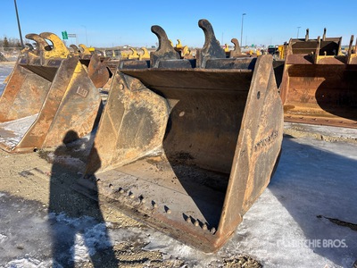 Viking West 66 in Q/C Cleanup Godet de pelleteuse - Fits Hitachi 300