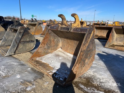 Cat 70 in Q/C Cleanup Godet de pelleteuse - Fits HItachi 300