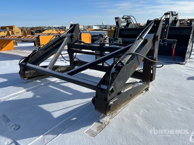 WBM 72 in Q/C Pipe Radladergreifer - Fits Cat 930 / IT28