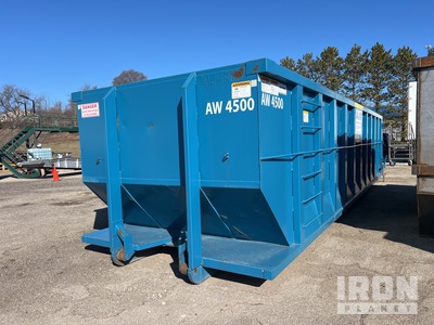 Poynette Iron Works 29 ft 8 in 45 cyd Roll-Off Container