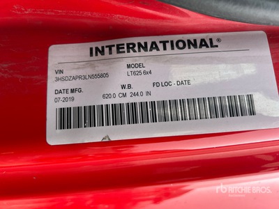 2020 International LT625 6x4 Ciągnik siodłowy T/A z kabiną sypialną
