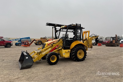2004 New Holland LB75.B 4x4 Post Setter