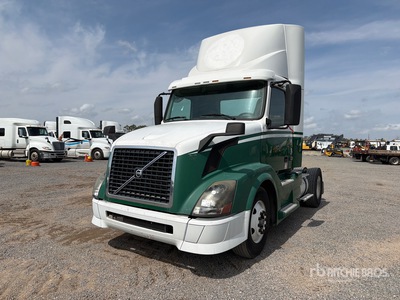 2013 Volvo VNL 4x2 Tracteur Routier
