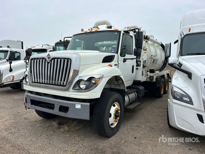 2011 Presvac on 2011 International WorkStar 7400 6x4 Vacuum Tanker Truck (Inoperable)