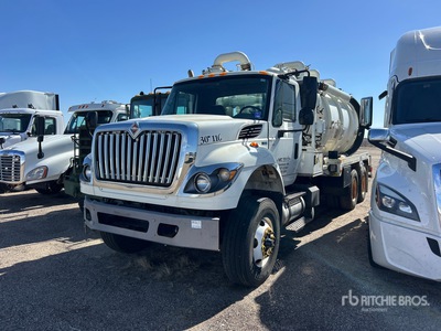 2011 Presvac on 2011 International WorkStar 7400 6x4 Vacuum Tanker Truck