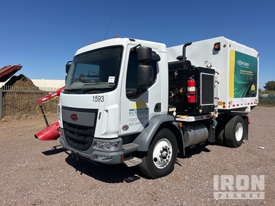 Peterbilt 220 4x2 Tarco Curbside Vacuum Truck