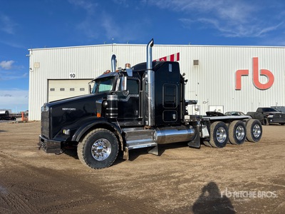 2012 Kenworth T800 8x6 Sleeper Lier vrachtwagen