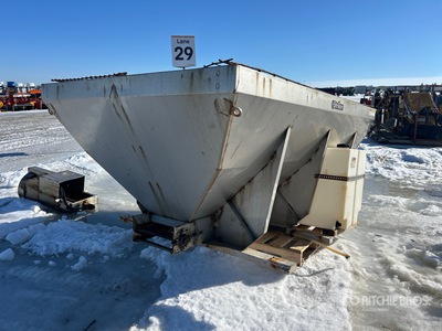 Western Striker 4.5 Yard Stainless Steel Salt Spreader