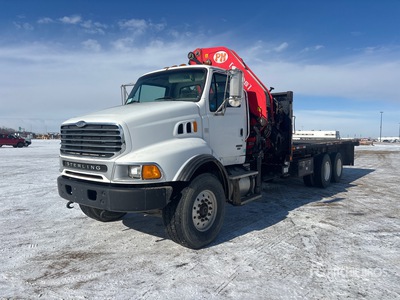 2005 PM 27S 2750 lb Knuckle Boom on 2005 Sterling LT9500 6x4 Autocarro con braccio sollevamento