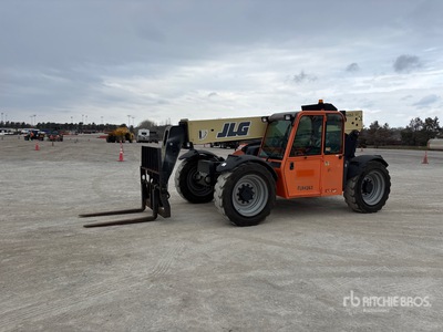2014 JLG G642-A を見 Telehandler