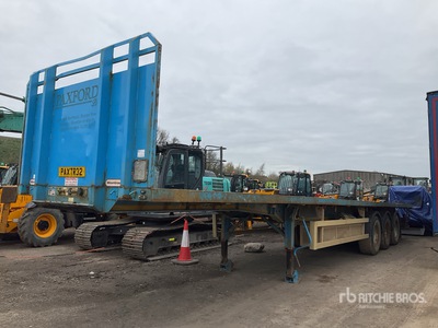 2015 Montracon 13.56 m T/A Flatbed Trailer