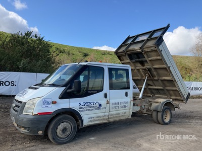2010 Ford Transit 4x2 Crew Cab Flatbed Truck
