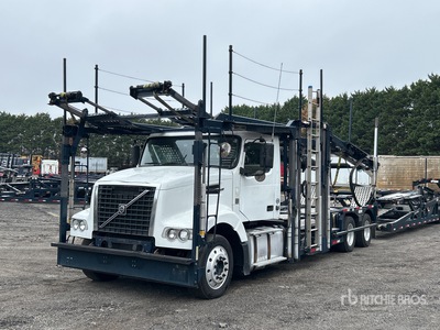 2014 Volvo VAH 6x2 Car Carrier Truck