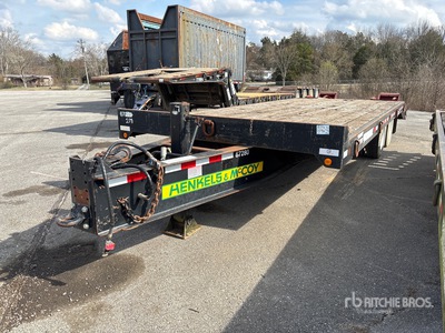 2017 Towmaster 25 ft T/A トレーラー